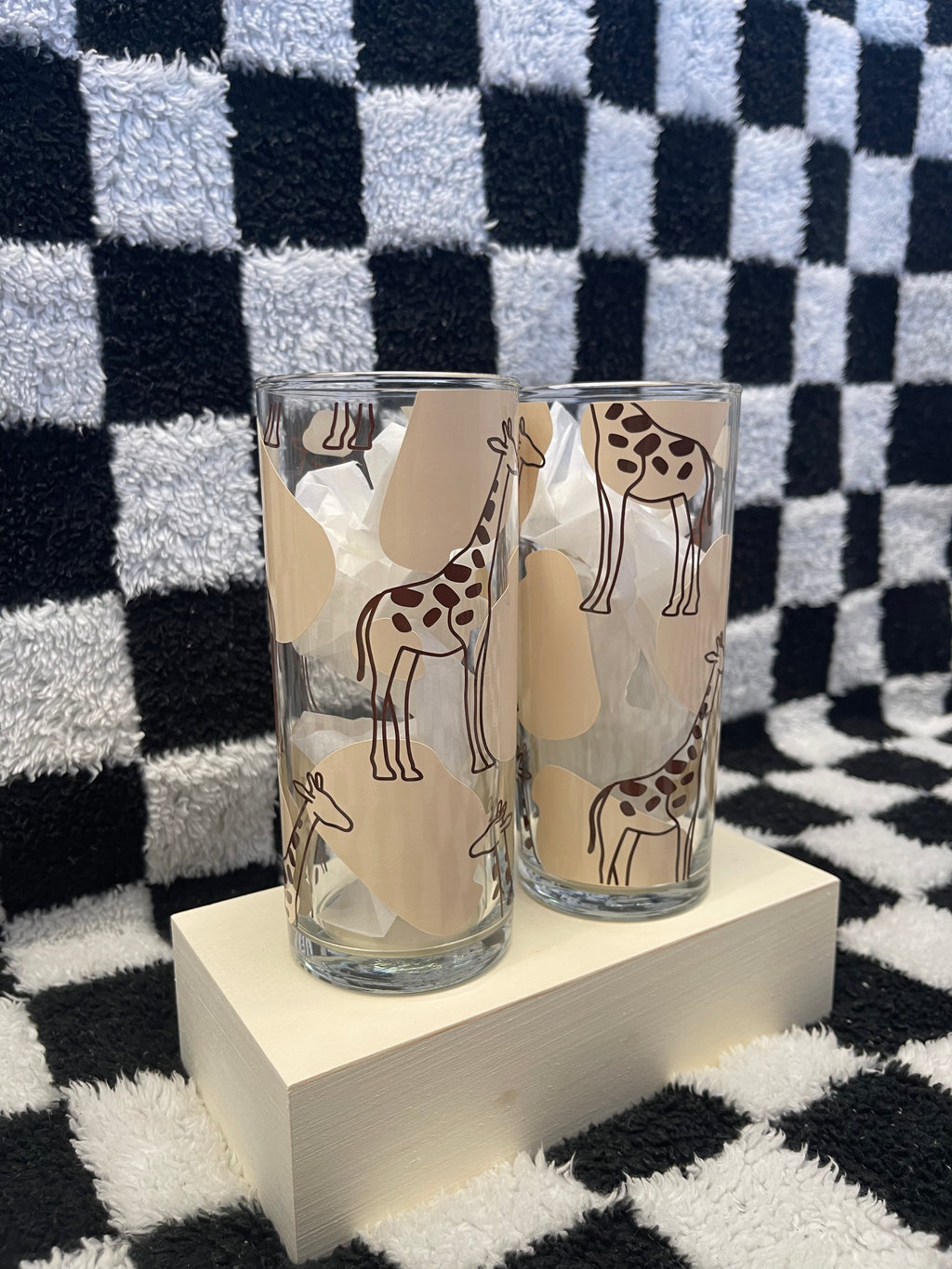 Giraffe Design