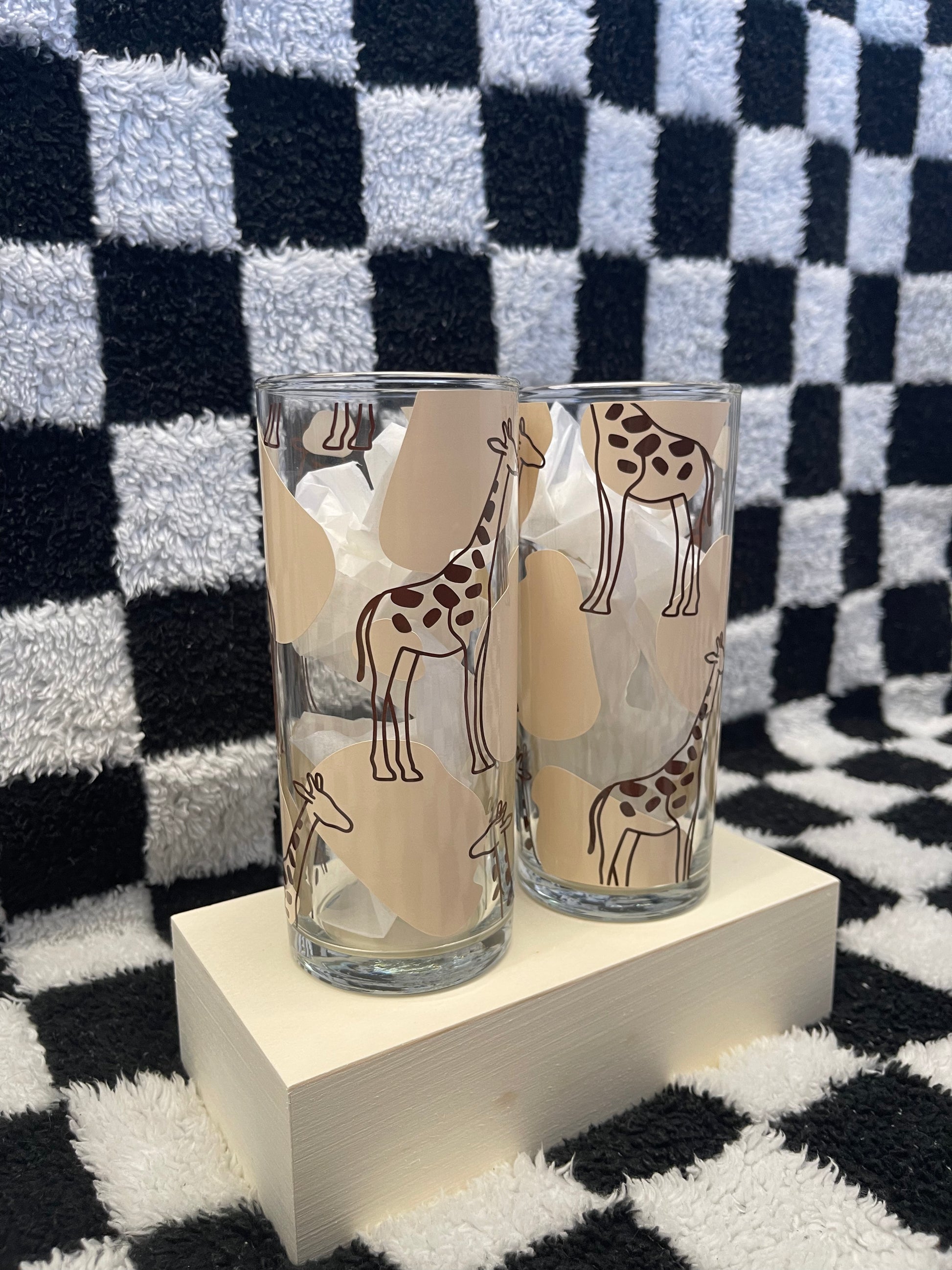 Giraffe Design
