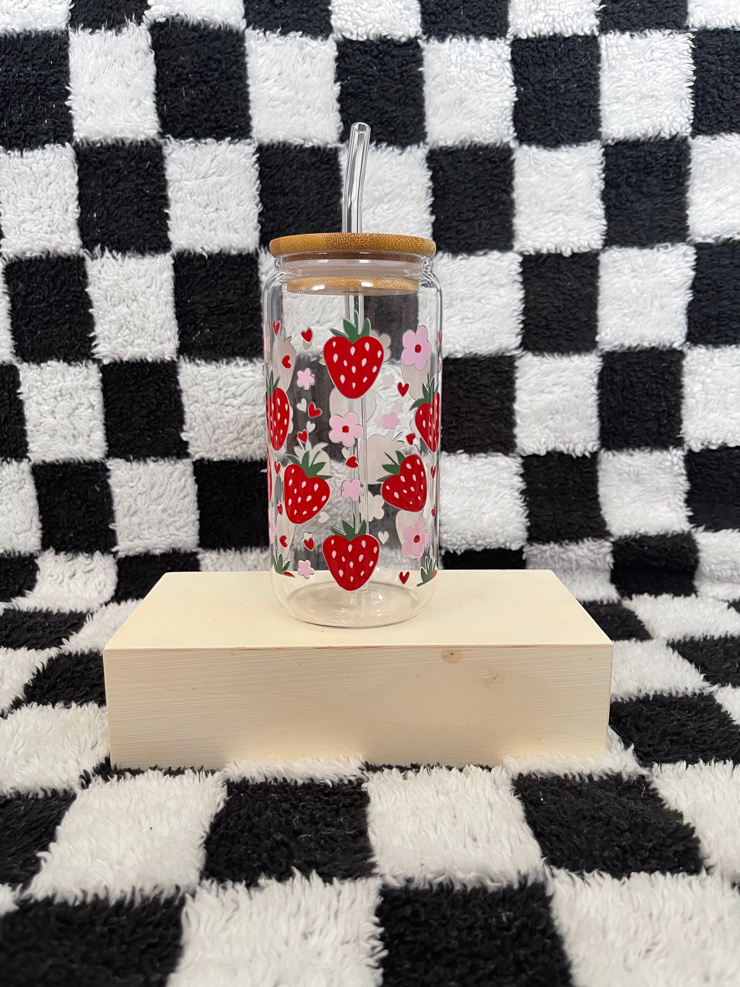 Strawberry Can Glass With Bamboo Lid